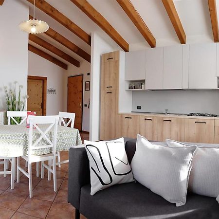 La Casa Di Athos Appartement Tenna Buitenkant foto